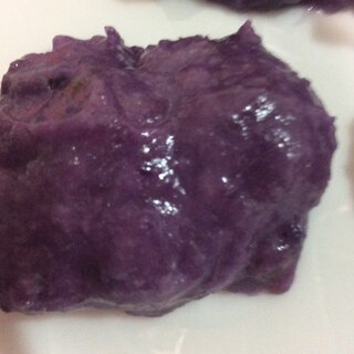紫芋混ぜ餅団子